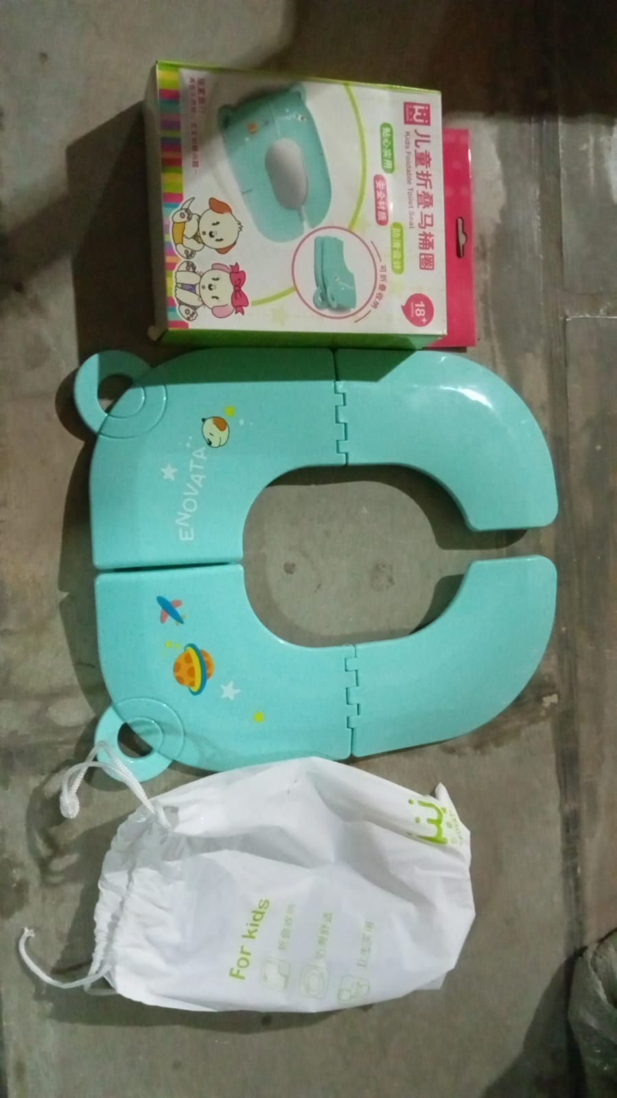 Portable Baby / Kids Toilet Seat Foldable Potty Seat (1 Pc) Portable Baby / Kids Toilet Seat Foldable Potty Seat (1 Pc)